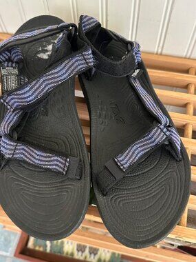 Teva Womens Strappy Hiking Sandals With Textured Sole Black & Blue Size 7 EU 38